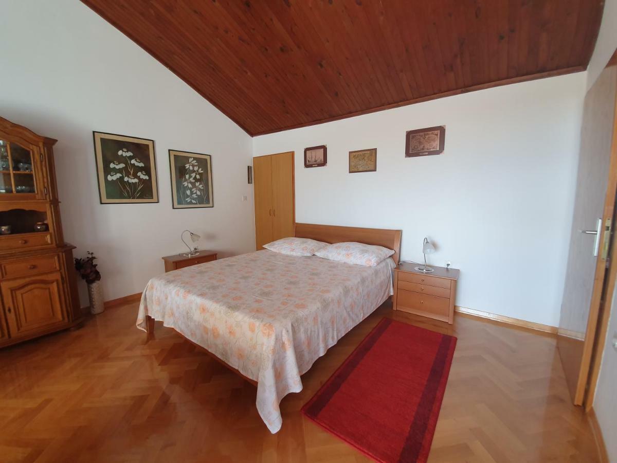 Penthouse Studio With Sea View Makarská Exteriér fotografie